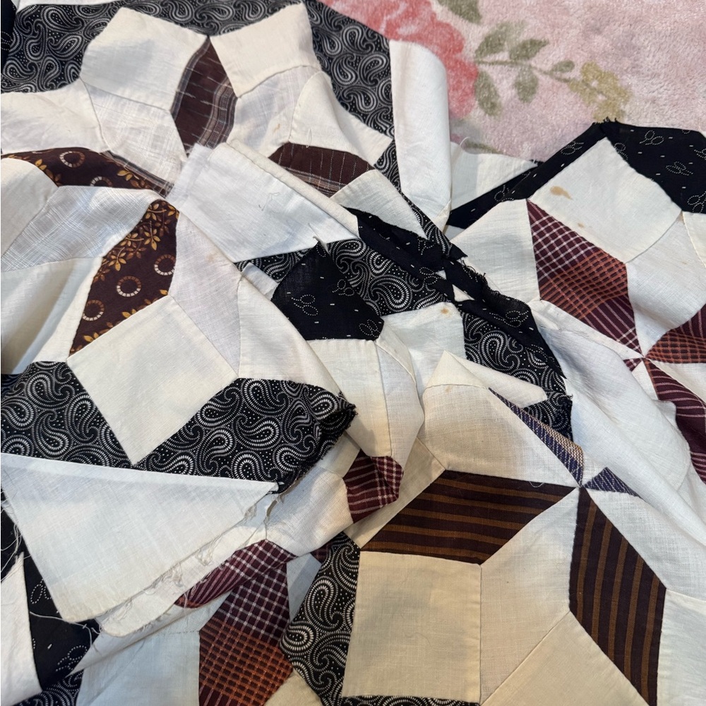 Antique 1920s–30s Depression Era Hand Pieced Quilt Blocks 25 Pc Partial Top 57” - Picture 4 of 4